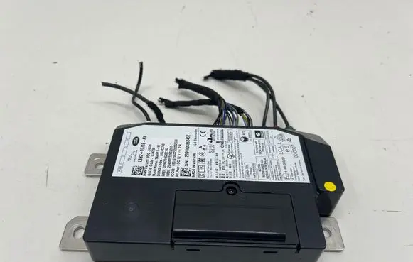 Jaguar I-Pace Bluetooth control unit module L8B270718AX