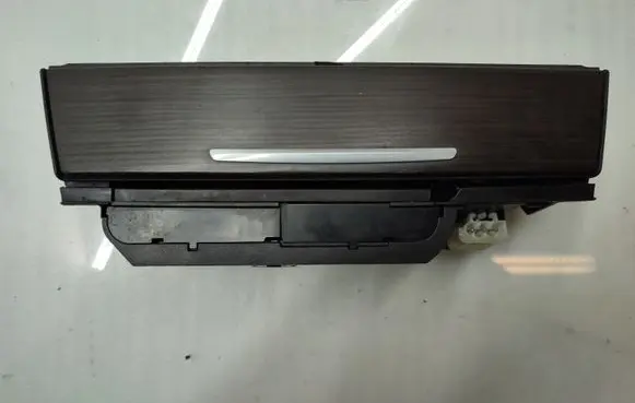 BMW 7 F01 F02 F03 F04 Car ashtray 9119317