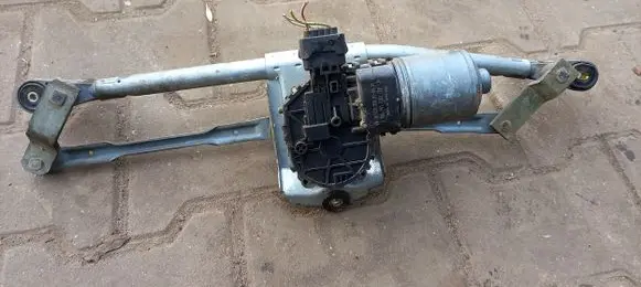 Citroen C5 Front wiper linkage 