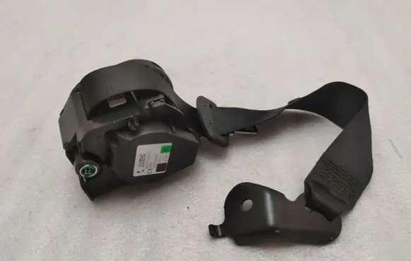 BMW X6 F16 Rear seatbelt 7376130 6251690 627946200E