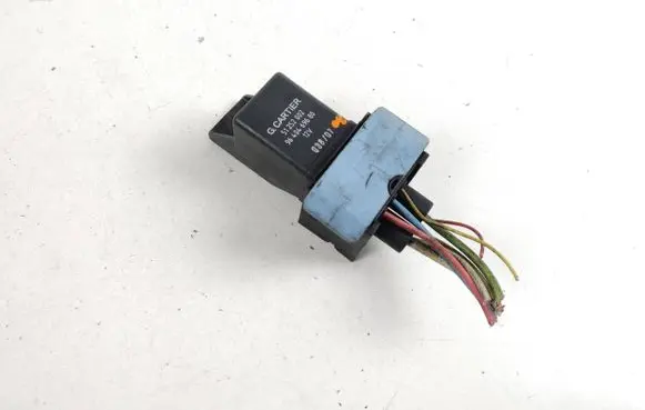 Citroen C-Crosser Glow plug pre-heat relay 9640469680 51252002