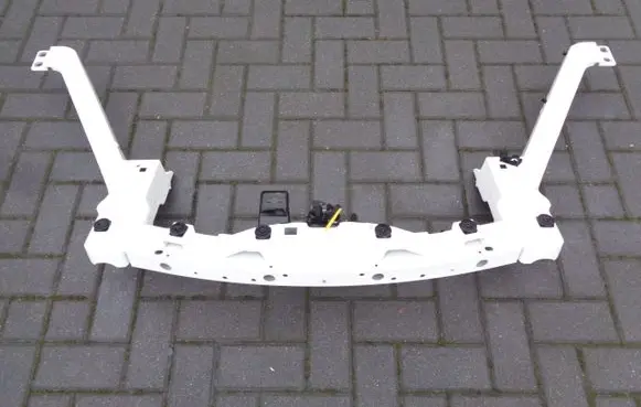 Maserati Quattroporte Top upper radiator support slam panel 