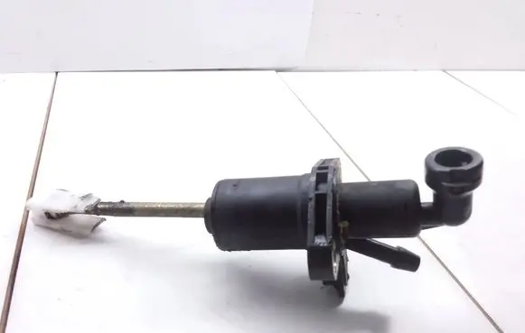 Volkswagen New Beetle Clutch slave cylinder 131721388A 1B1721388A