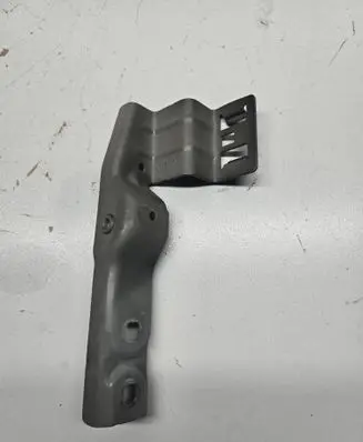 BMW X2 F39 Fender mounting bracket 7435946