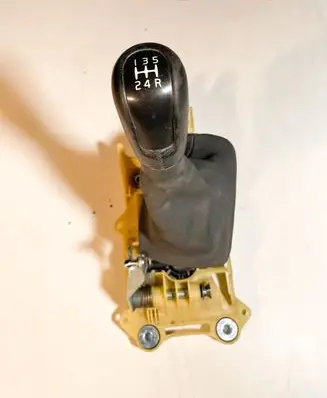 Volvo C30 Gear shifter/selector 30759803