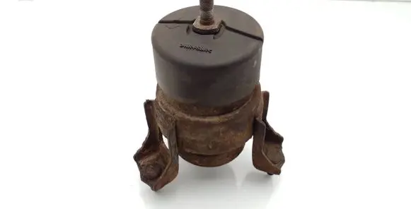 Engine mount bracket