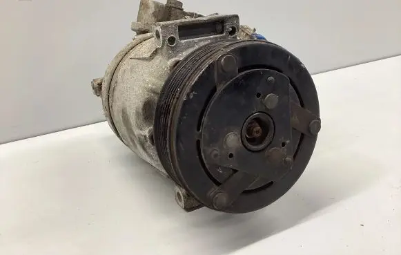 Nissan Qashqai Air conditioning (A/C) compressor (pump) 7184 89057