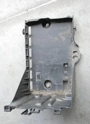 Peugeot 5008 Battery tray 160KM