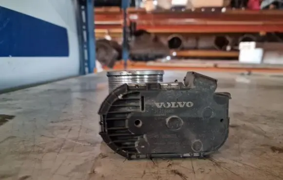Volvo XC90 Throttle valve 31216665