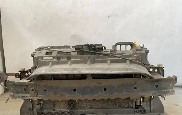 Ford Fiesta Radiator set 1792370 8A6116138BE 1521491