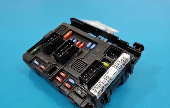 Citroen Xsara Picasso Central body control module 9650618480 IMPRK1583680