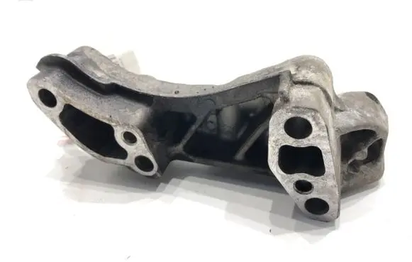 Citroen C4 II Picasso Engine mounting bracket 9673585780