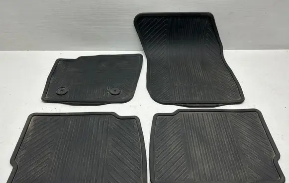 Ford Mondeo MK V Car floor mat set DS73-F13086 DS73-F13017 GS73F13017
