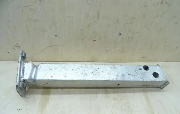 Fiat 500L Front bumper shock/impact absorber 