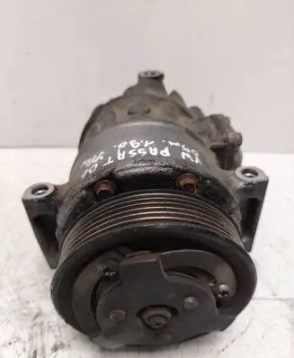 Volkswagen PASSAT B6 Air conditioning (A/C) compressor (pump) 5Y261