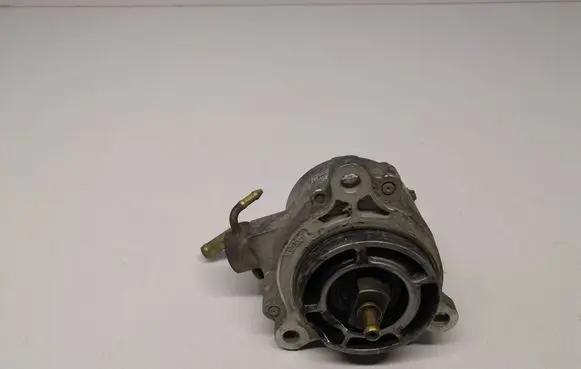 Mazda Premacy Vacuum pump RF4F18G00