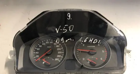 Volvo V50 Speedometer (instrument cluster) 36002714 69199420T 0383624