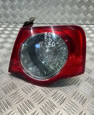 Volkswagen PASSAT B6 Rear/tail lights 3C5945096H