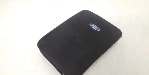 Ford Focus User manual 8M5J19A321APA