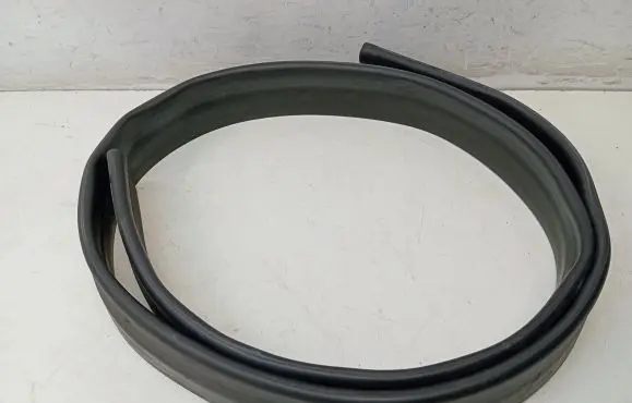 Mercedes-Benz GLC X253 C253 Engine compartment rubber A2538315900