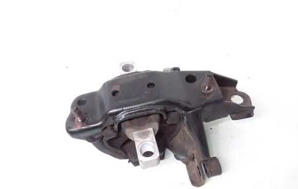 Skoda Fabia Mk2 (5J) Engine mount bracket 6Q0199555AC