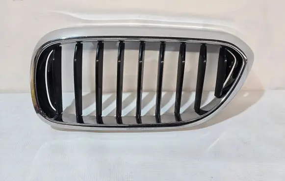 BMW 5 G30 G31 G38 Front grill 51137383519
