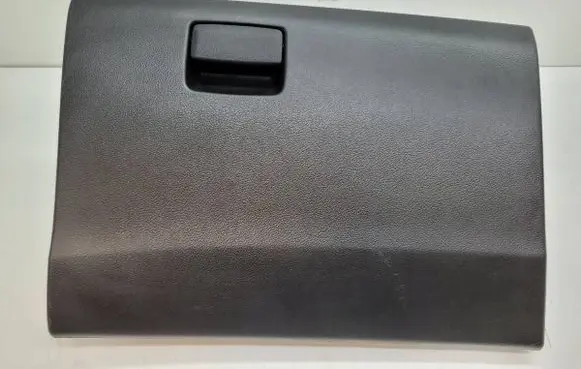 Suzuki SX4 S-Cross Glove box 