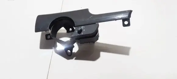 Headlight level height control switch