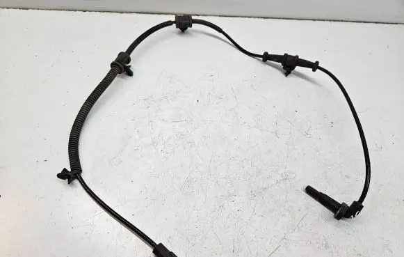 Opel Zafira C ABS brake wheel speed sensor 13470637