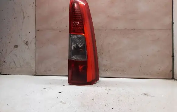 Volvo V70 Rear/tail lights 160986