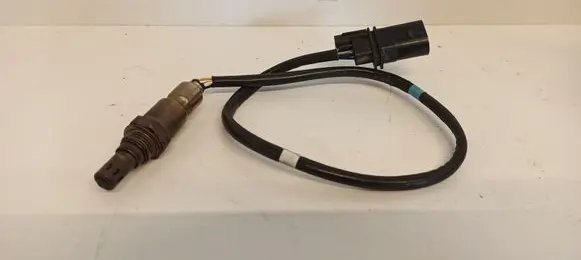 Volkswagen Tiguan Lambda probe sensor 04L906262M