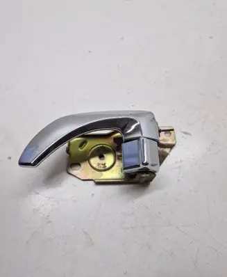 KIA Sorento Rear door interior handle