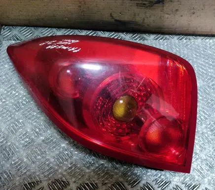 Nissan Primera Rear/tail lights
