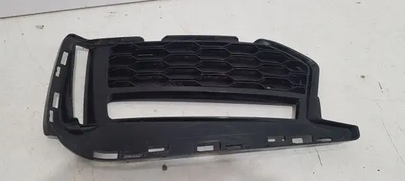 BMW 5 G30 G31 Front bumper lower grill 8064963