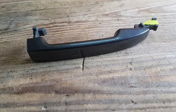 Subaru Impreza III Front door exterior handle