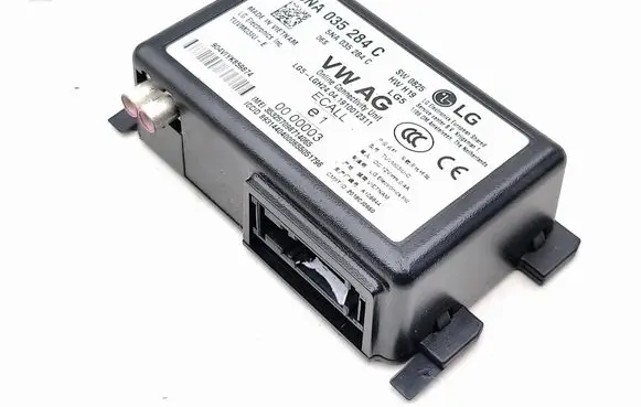 Audi Q3 F3 Other control units/modules 5NA035284C 904VNYK8598Z 904VLYK859874