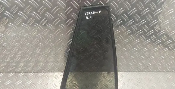 Toyota Verso Rear vent window glass 