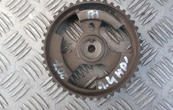 Peugeot 207 Other engine part 9657477580