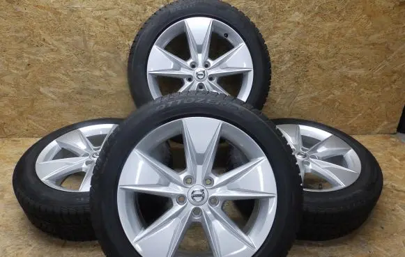 Volvo V60 R16 alloy rim 