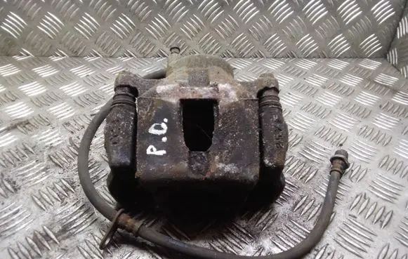 Toyota Corolla Verso AR10 Front brake caliper