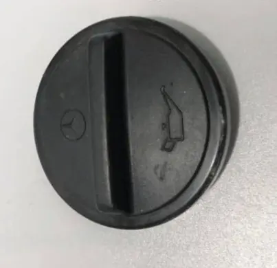 Mercedes-Benz W123 Oil filler cap 1020180402