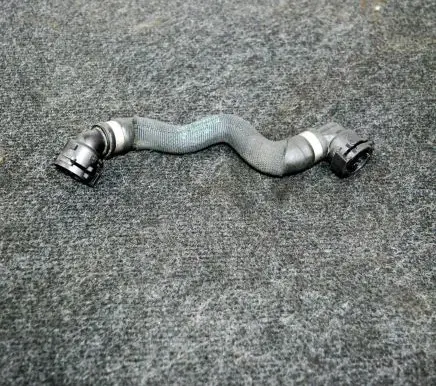 BMW 5 F10 F11 Engine coolant pipe/hose 7592651