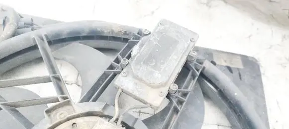 Volkswagen Touareg I Coolant fan relay 