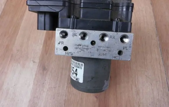 KIA Sorento ABS Pump 58900C5541