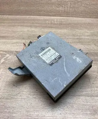 Toyota Yaris Power steering control unit/module 896500D010 99118203