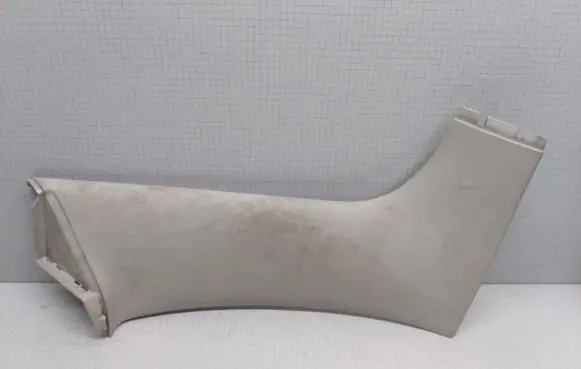 Skoda Octavia Mk2 (1Z) Other sill/pillar trim element 1Z9867247E