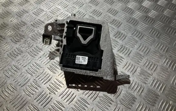 Mini One - Cooper F56 F55 Engine mount vacuum valve 8835562