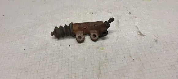 Toyota Verso Clutch slave cylinder 