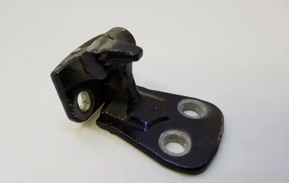 Land Rover Discovery 3 - LR3 Front door upper hinge