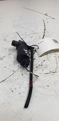 Toyota Yaris Windscreen/windshield washer pump 853300F020
